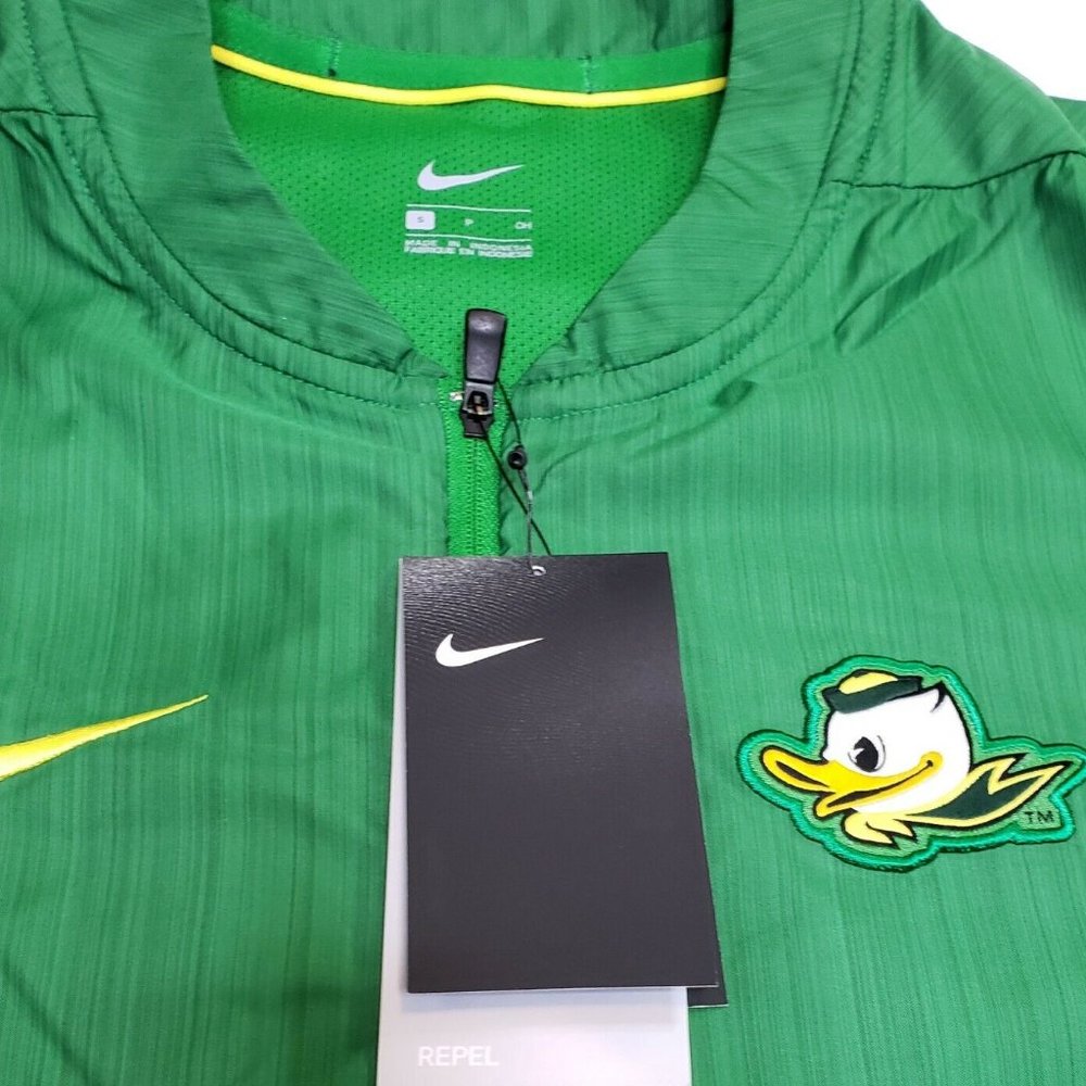 Nike Oregon Ducks Lockdown Jacket Men's Small MSRP $80